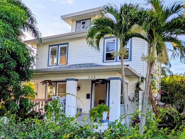 246 19th Avenue Ne, ST PETERSBURG