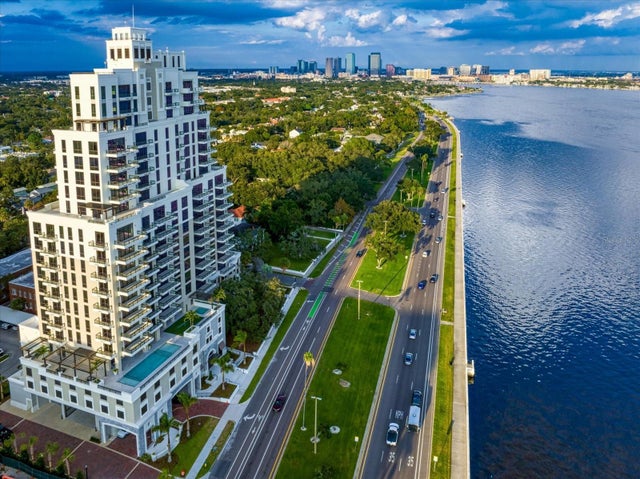 2103 Bayshore Boulevard 1701, TAMPA