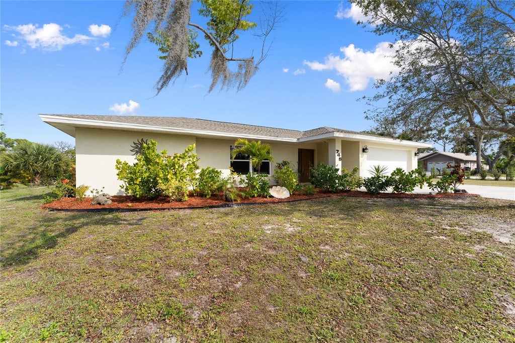 745 South Oxford Drive, ENGLEWOOD Property Listing MLS® U8235290