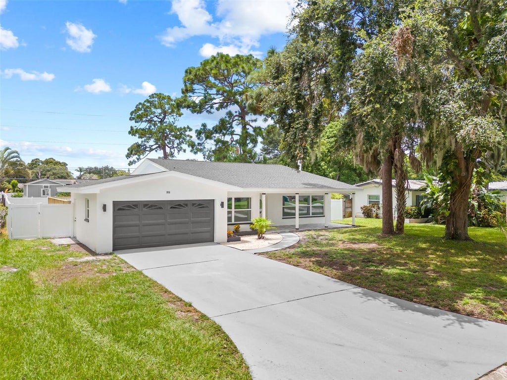 1016 Sousa Drive, LARGO Property Listing MLS® U8245029