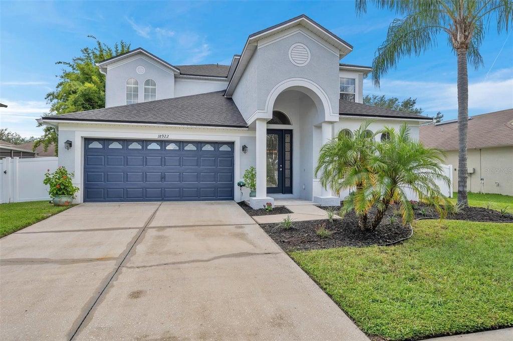 18922 New Passage Blvd, LAND O LAKES Property Listing MLS® U8252367