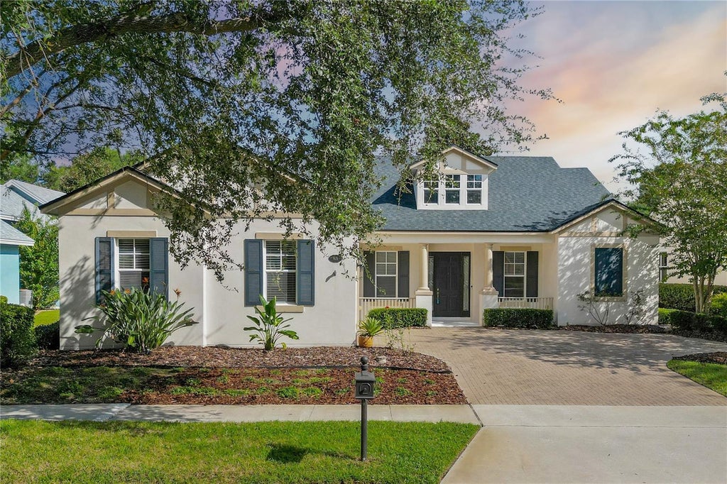 605 Victoria Hills Drive, DELAND Property Listing MLS® V4938275