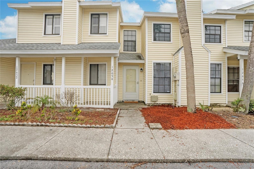 12654 Castle Hill Drive, TAMPA Property Listing MLS® W7864849