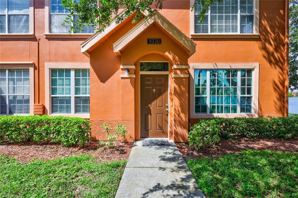9330 Lake Chase Island Way 9330, TAMPA Property Listing MLS® T3530838