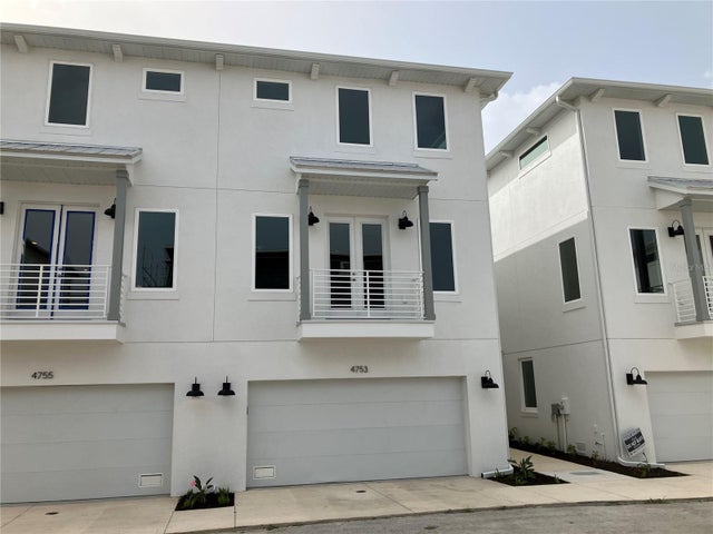 4753 Legacy Park Drive, TAMPA