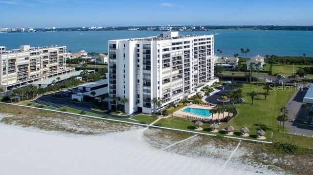 1460 Gulf Boulevard 409, CLEARWATER