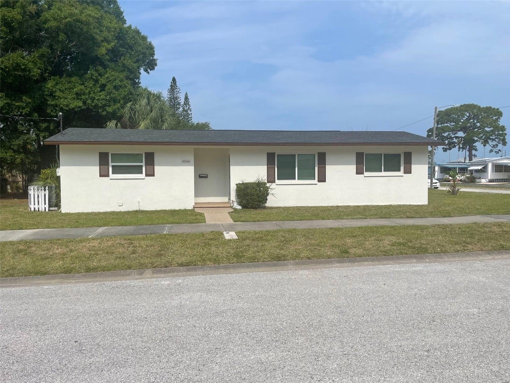 5066 3rd Street N, SAINT PETERSBURG Property Listing MLS® U8243438