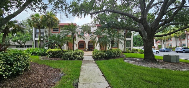 484 Santa Cruz Place Ne G, ST PETERSBURG