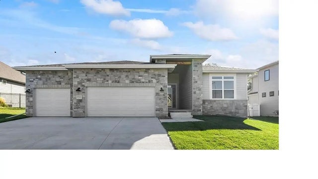 23 Balsam Circle, COUNCIL BLUFFS