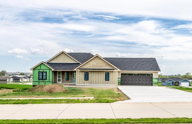 110 W 7th Street, WOODBINE