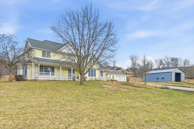2048 Horse Creek Road, SIDNEY