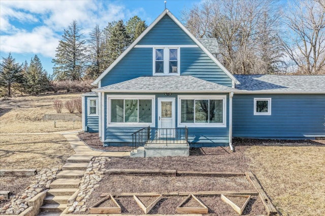 19305 York Road, MISSOURI VALLEY