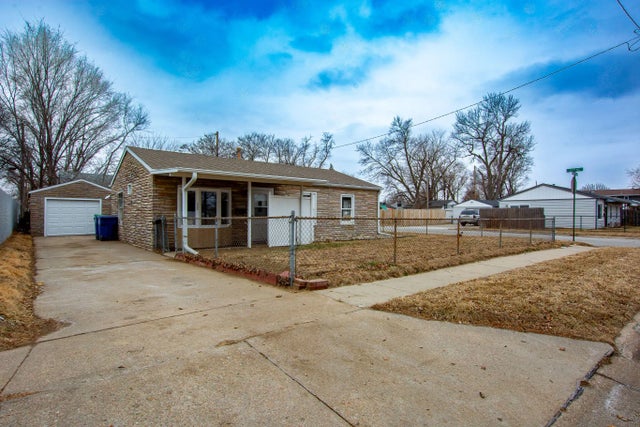 1103 Silver Lane, CARTER LAKE