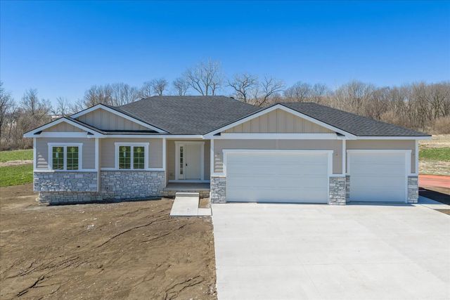 606 Harvest Hills Drive, WOODBINE