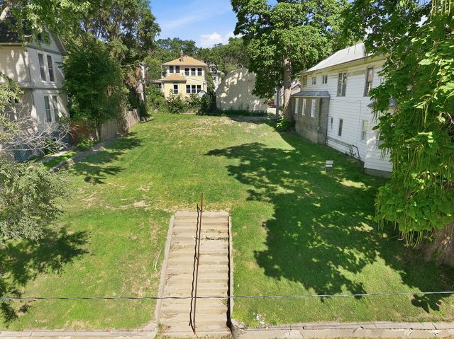 219 Bluff Street, COUNCIL BLUFFS