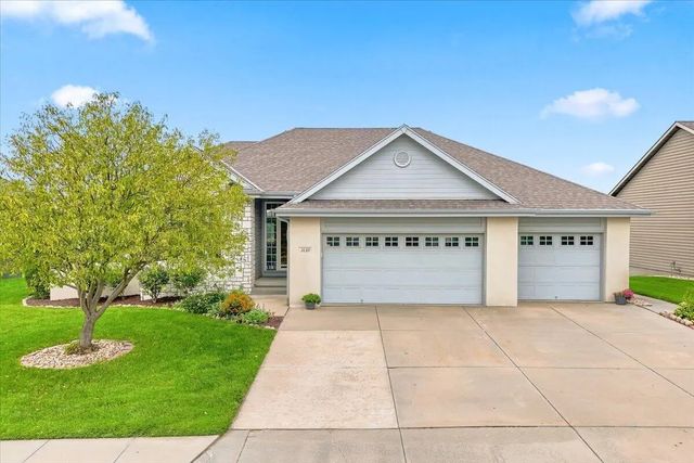 3110 Gold Rush Road, COUNCIL BLUFFS
