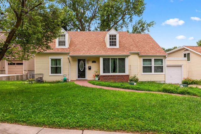 245 Elmwood Drive, COUNCIL BLUFFS