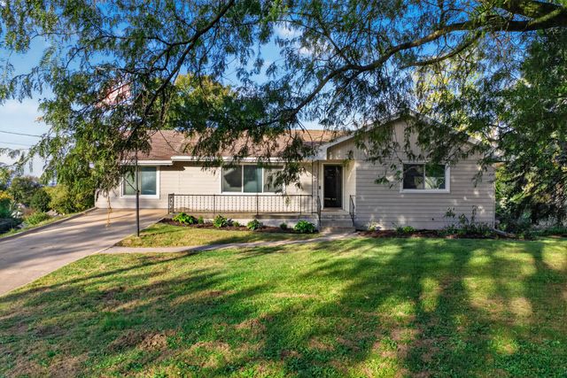 15250 Pinecrest Drive, COUNCIL BLUFFS