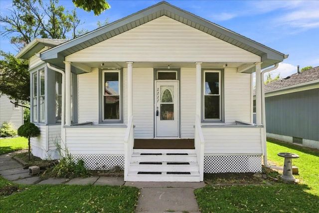 2227 Avenue E, COUNCIL BLUFFS