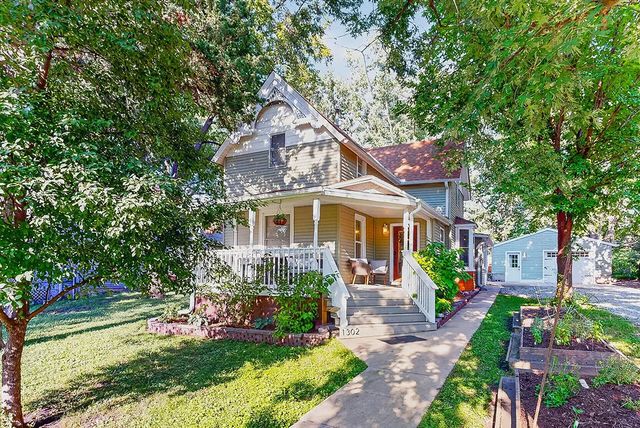 1302 Chestnut Street, ATLANTIC