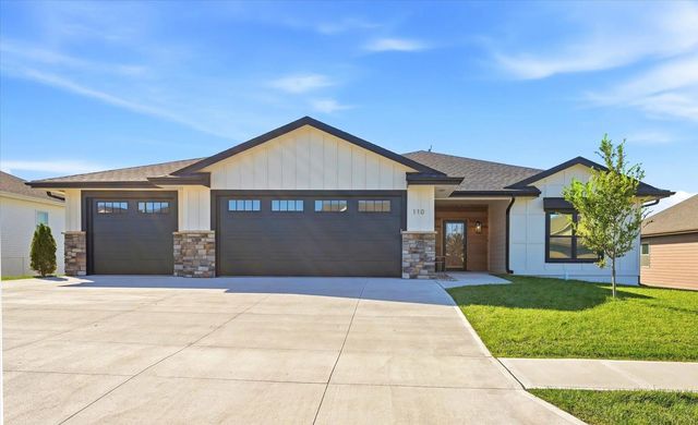 110 Firethorn Drive, TREYNOR