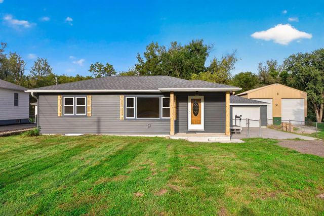 19515 Garner Avenue, COUNCIL BLUFFS