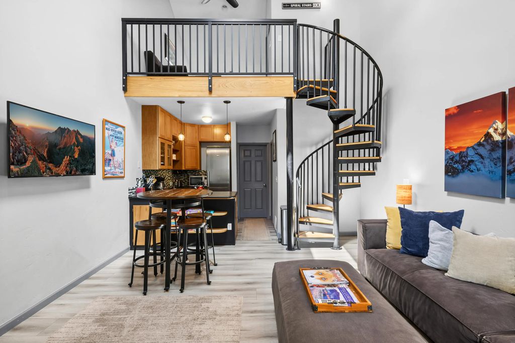 136 S Tomboy Street 304, Telluride