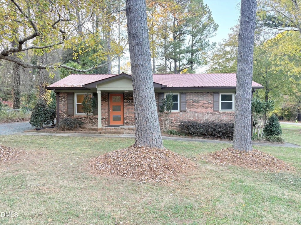 8803 Rollingwood Road, Chapel Hill
