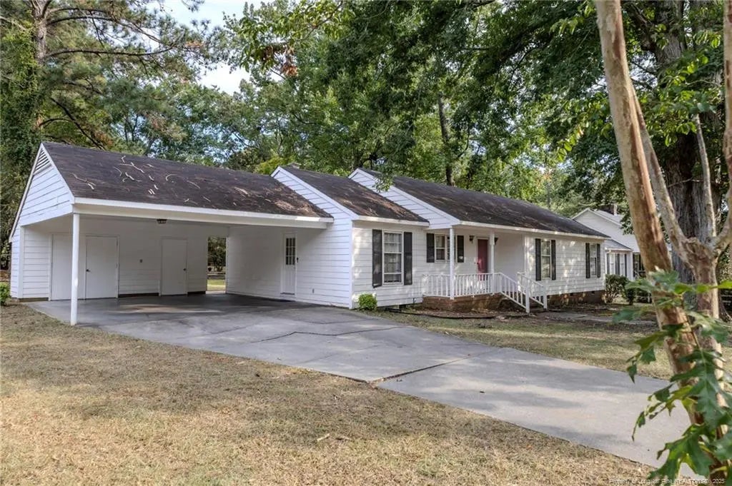 4105 Vann Drive, Lumberton