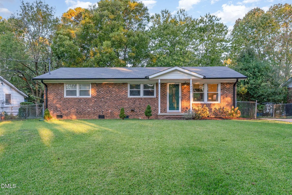 1320 Pineview Drive, Garner