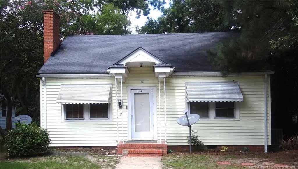 214 S Windsor Drive, Fayetteville