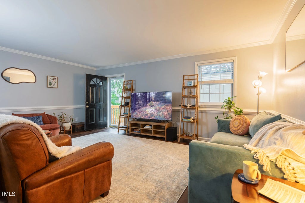 6433 New Market Way, Raleigh