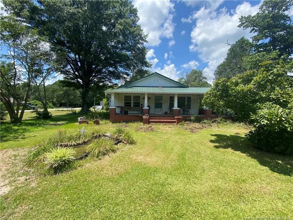 4989 Bethune Drive, Linden