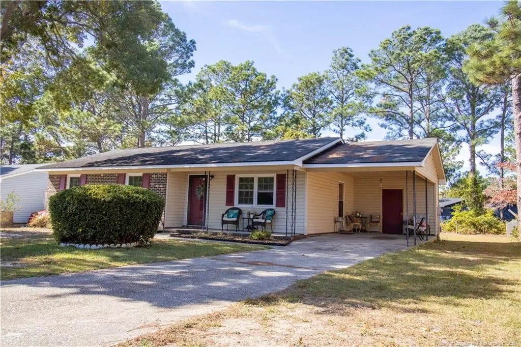 3616 Metric Drive, Hope Mills