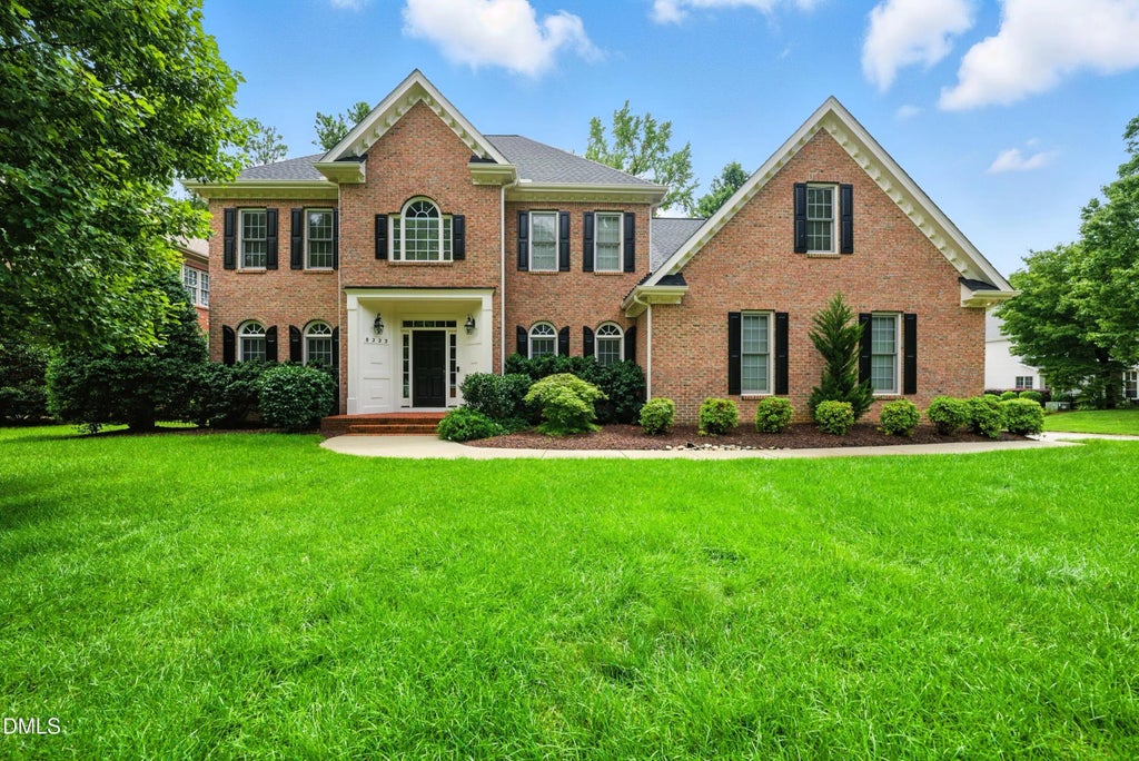 8223 Ortin Lane, Raleigh