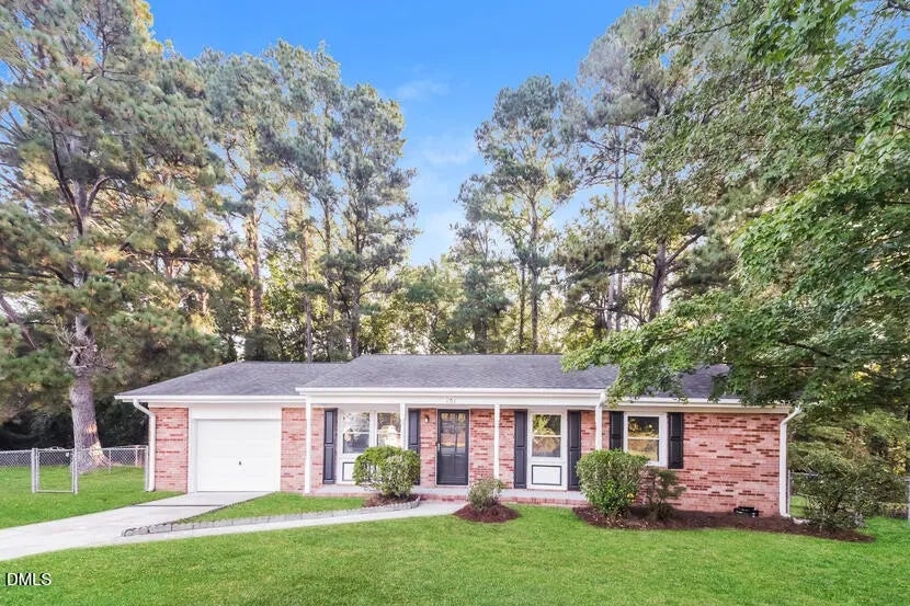 101 Poplar Drive, Smithfield