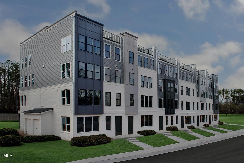 10531 Pleasant Branch Drive 201, Raleigh