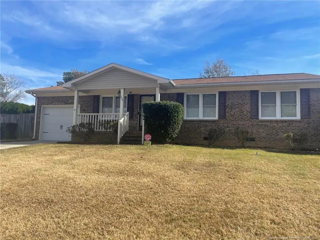 7335 Van Grayson Loop, Fayetteville