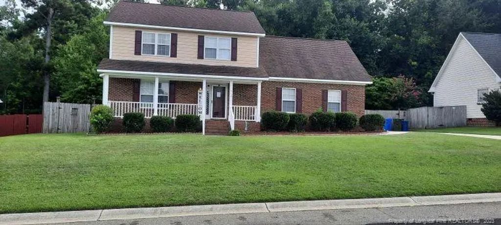 8705 Grouse Run Lane, Fayetteville