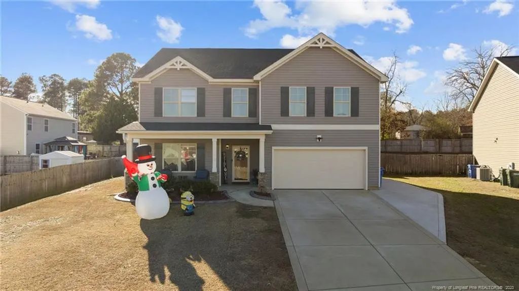 1424 Harvest Hill Court, Fayetteville