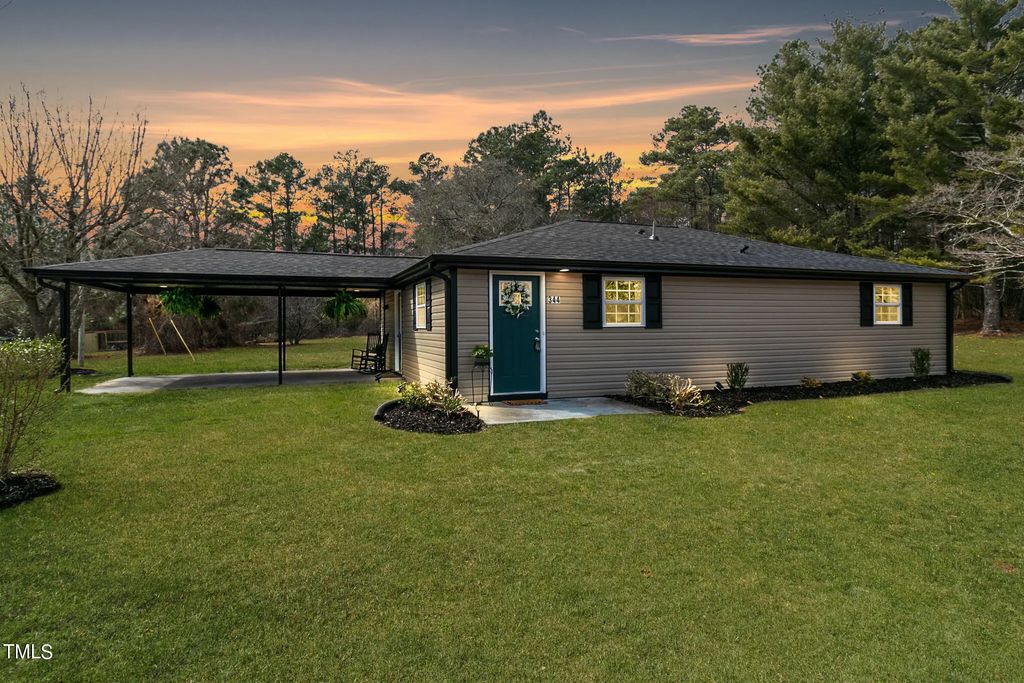 344 Manley Road, Carthage