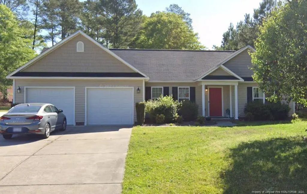 235 Chestnut Drive, Raeford