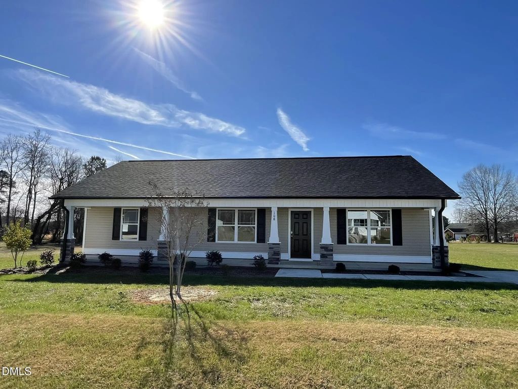 108 Pate Landing Drive, Selma