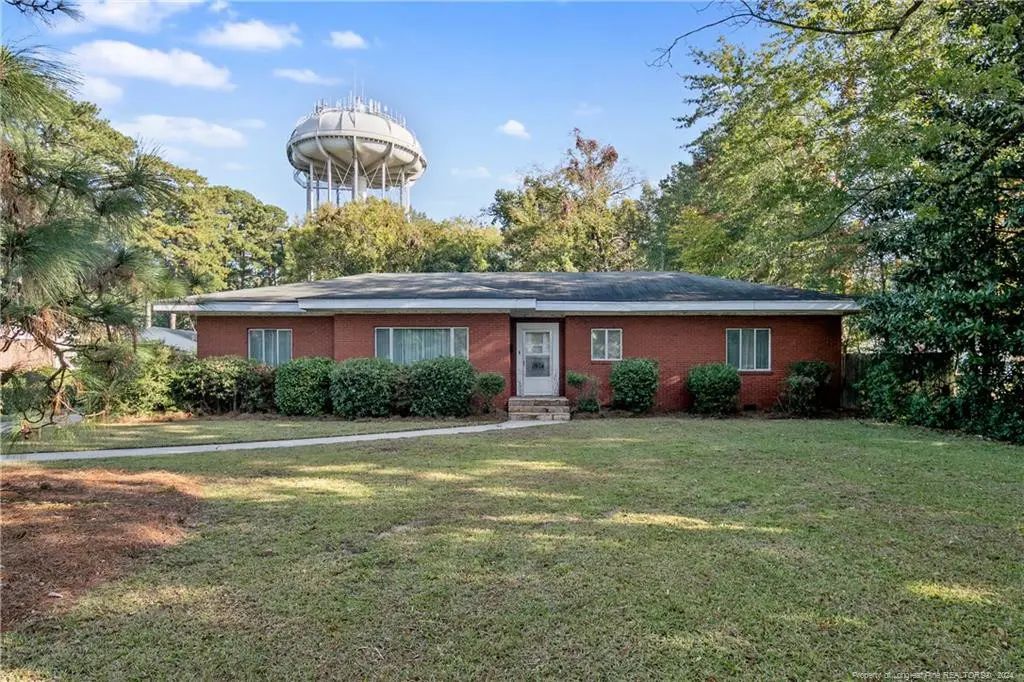 1914 Morganton Road, Fayetteville