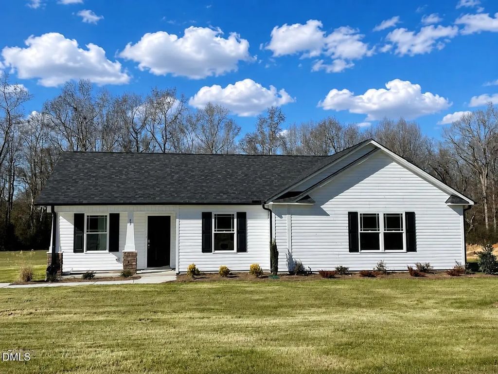 83 Harvest Hills Lane, Dunn