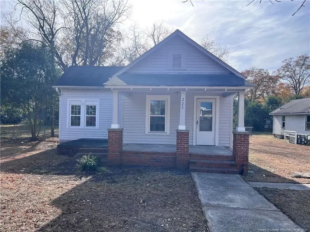 223 E Vance Street, Laurinburg