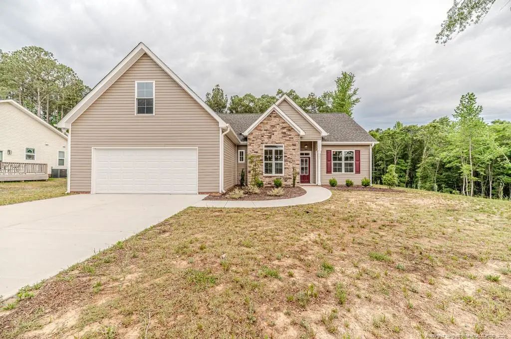 261 River Falls Road, Sanford