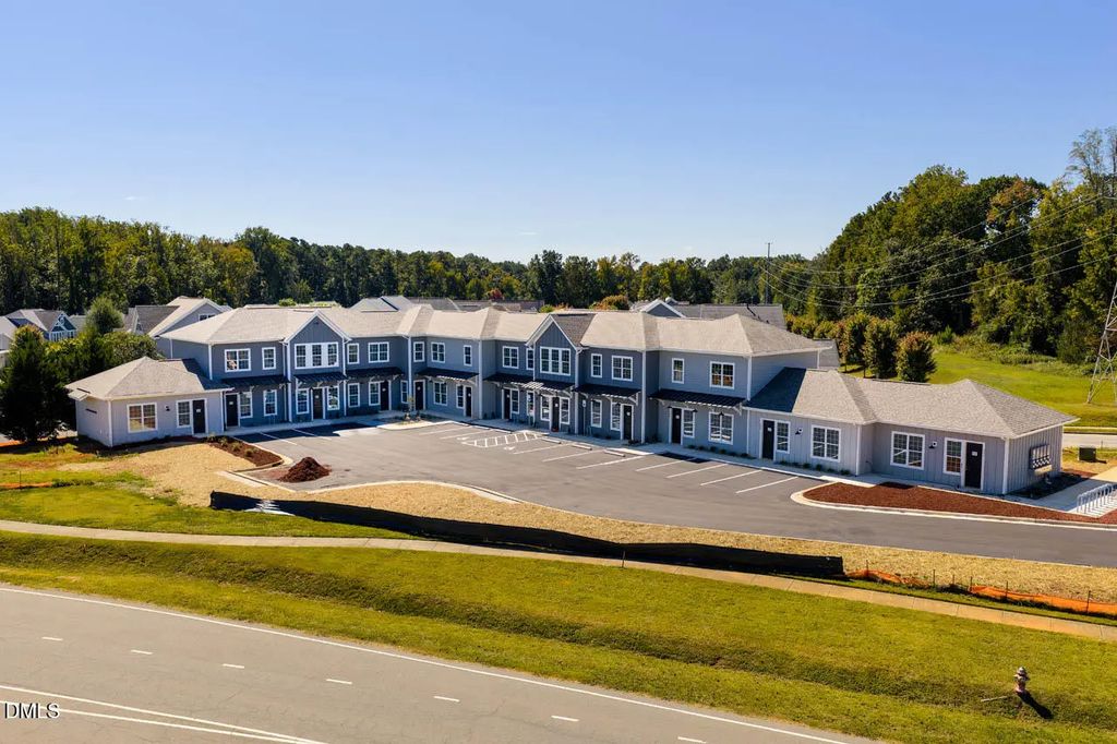 110 Bellamy Lane 202, Chapel Hill