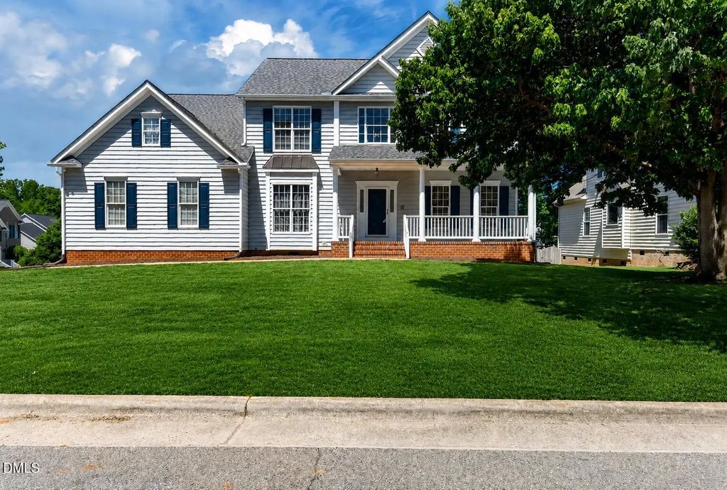 101 Greygate Place, Cary