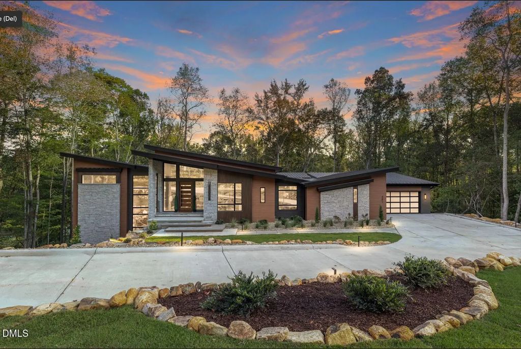 481 Brook Green Lane, Pittsboro
